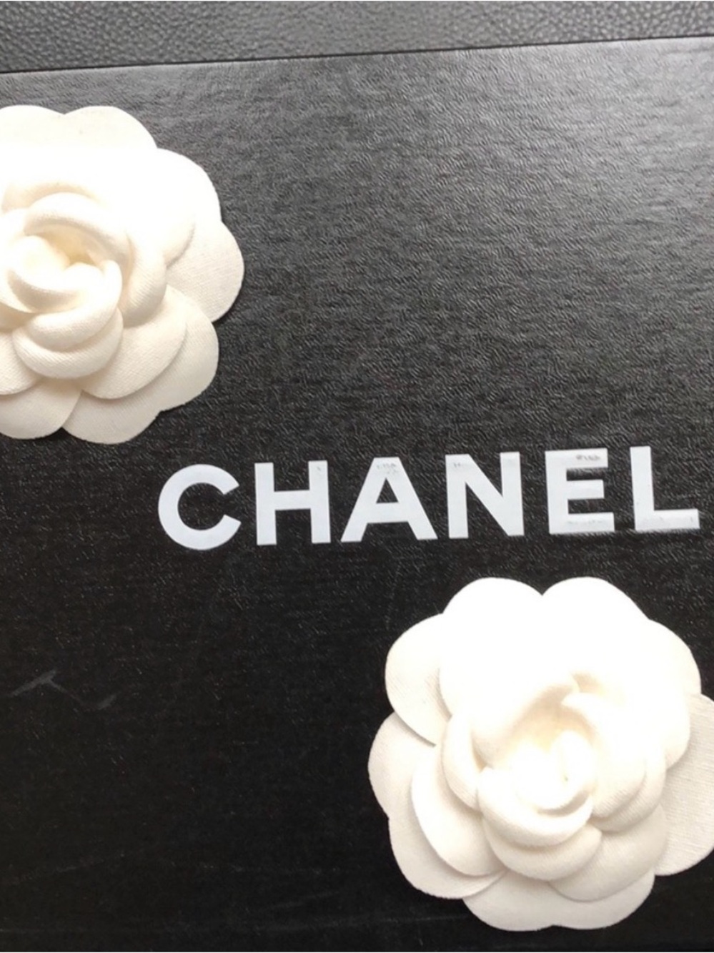 New CHANEL White Camellias rosette 3”